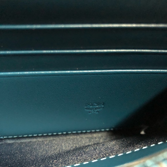 NEW MCM Color Visetos Large Zip Wallet Black - Picture 7 of 8